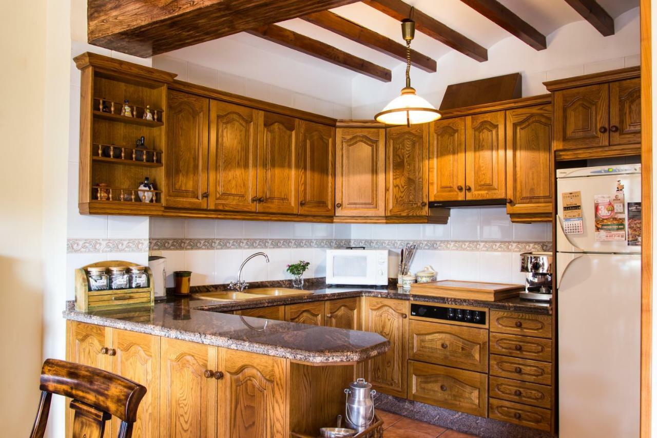 Casa Rosalia Apartment อีบี ภายนอก รูปภาพ