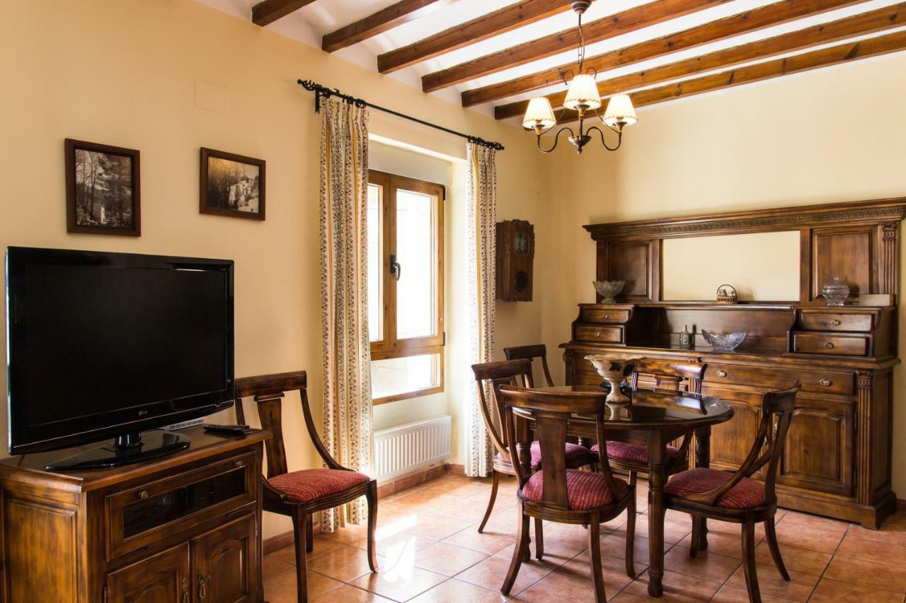 Casa Rosalia Apartment อีบี ภายนอก รูปภาพ