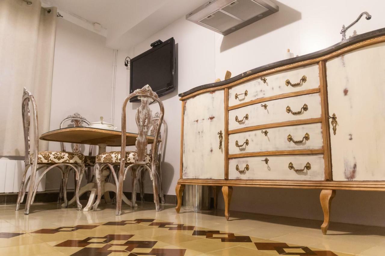 Casa Rosalia Apartment อีบี ภายนอก รูปภาพ