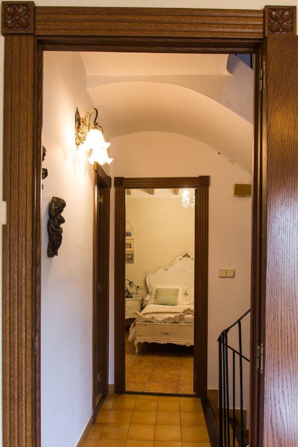 Casa Rosalia Apartment อีบี ภายนอก รูปภาพ